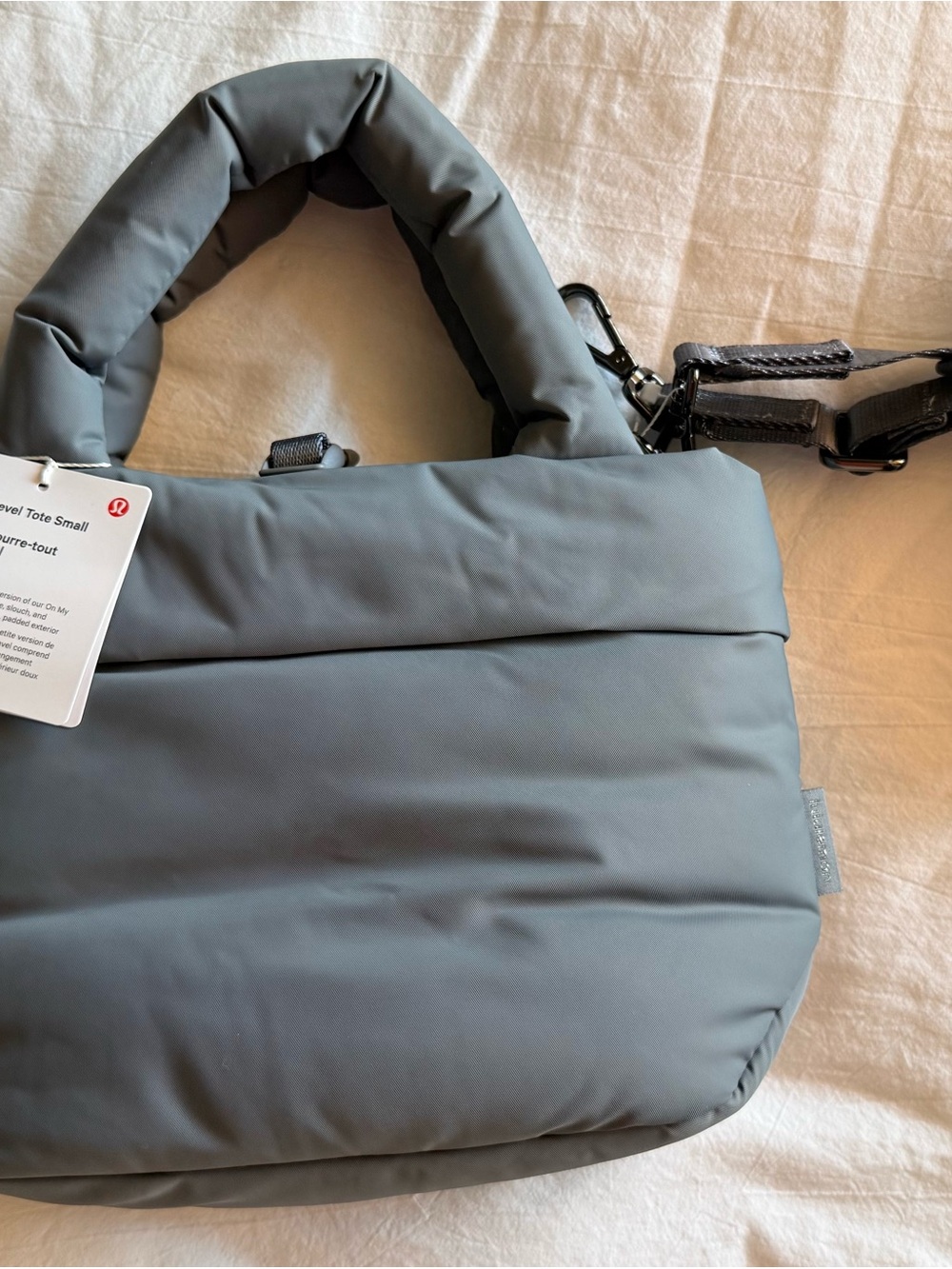 lululemon athletica Puffer Tote Bag in Charcoal Gray - Picture 2 of 4